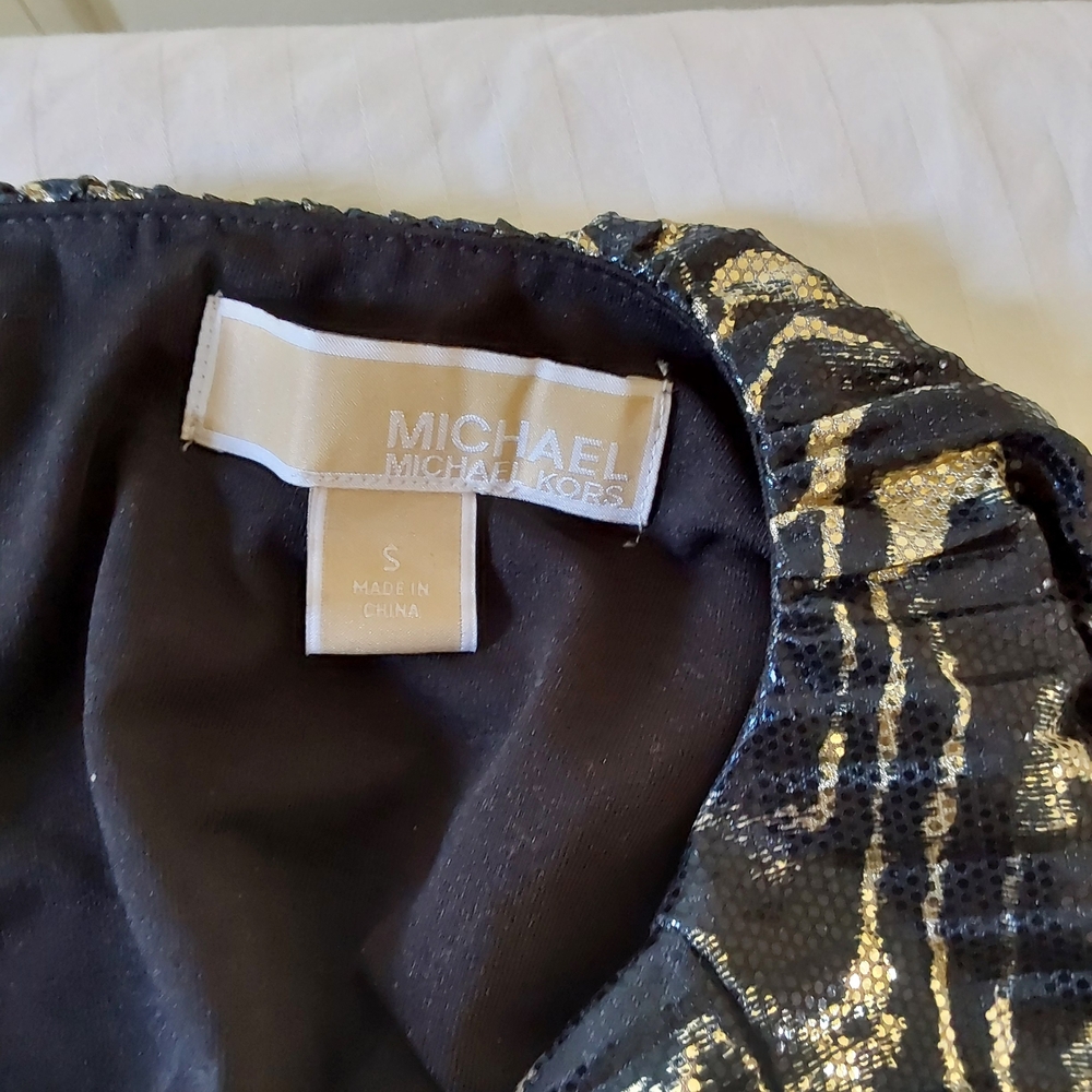 MICHAEL Michael Kors Navy and Gold Printed Long-Sleeve Wrap Dress - Picture 10 of 10